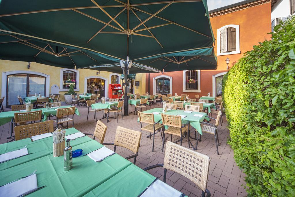 Hotel Antichi Cortili Доссобуоно Экстерьер фото