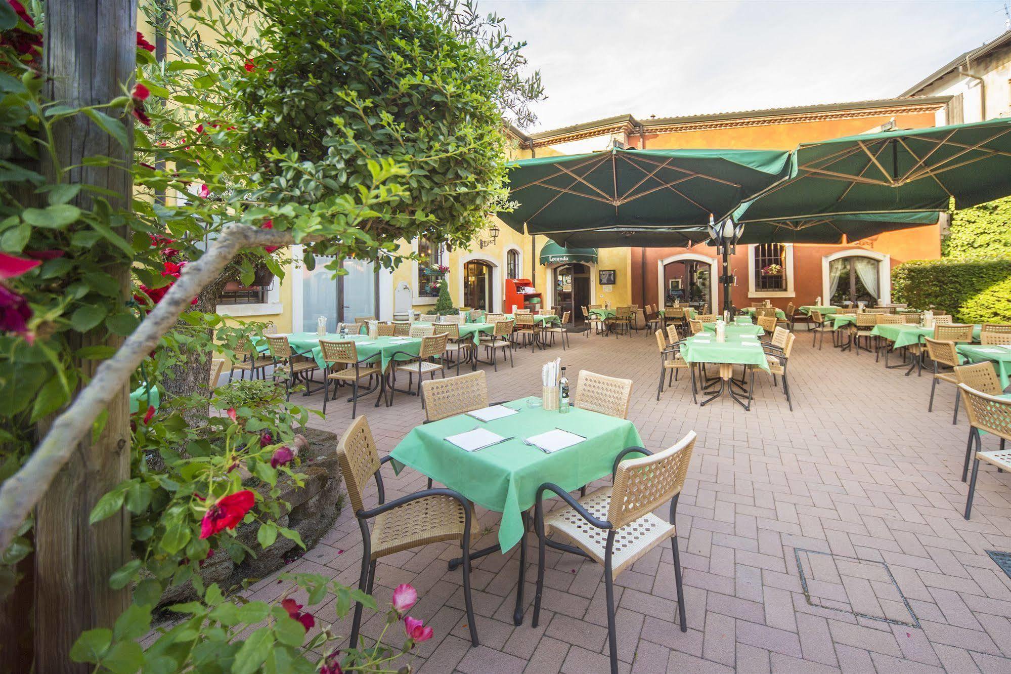 Hotel Antichi Cortili Доссобуоно Экстерьер фото